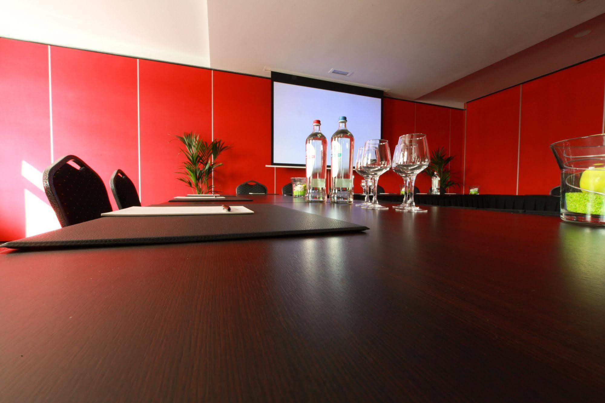 Hotel Verviers Van Der Valk מראה חיצוני תמונה