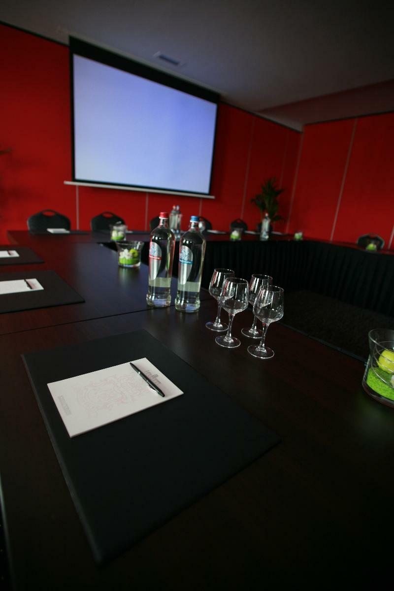 Hotel Verviers Van Der Valk מראה חיצוני תמונה