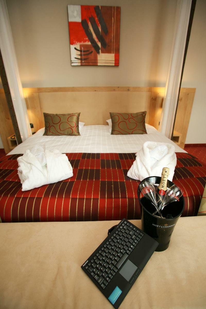 Hotel Verviers Van Der Valk מראה חיצוני תמונה